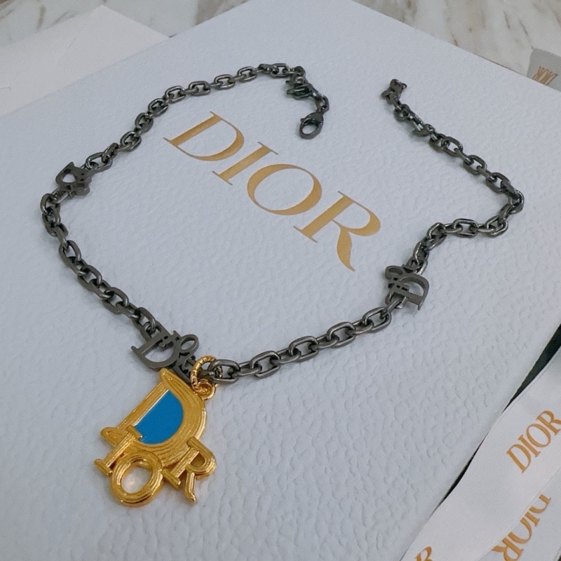 chr1st1an D10r necklaces